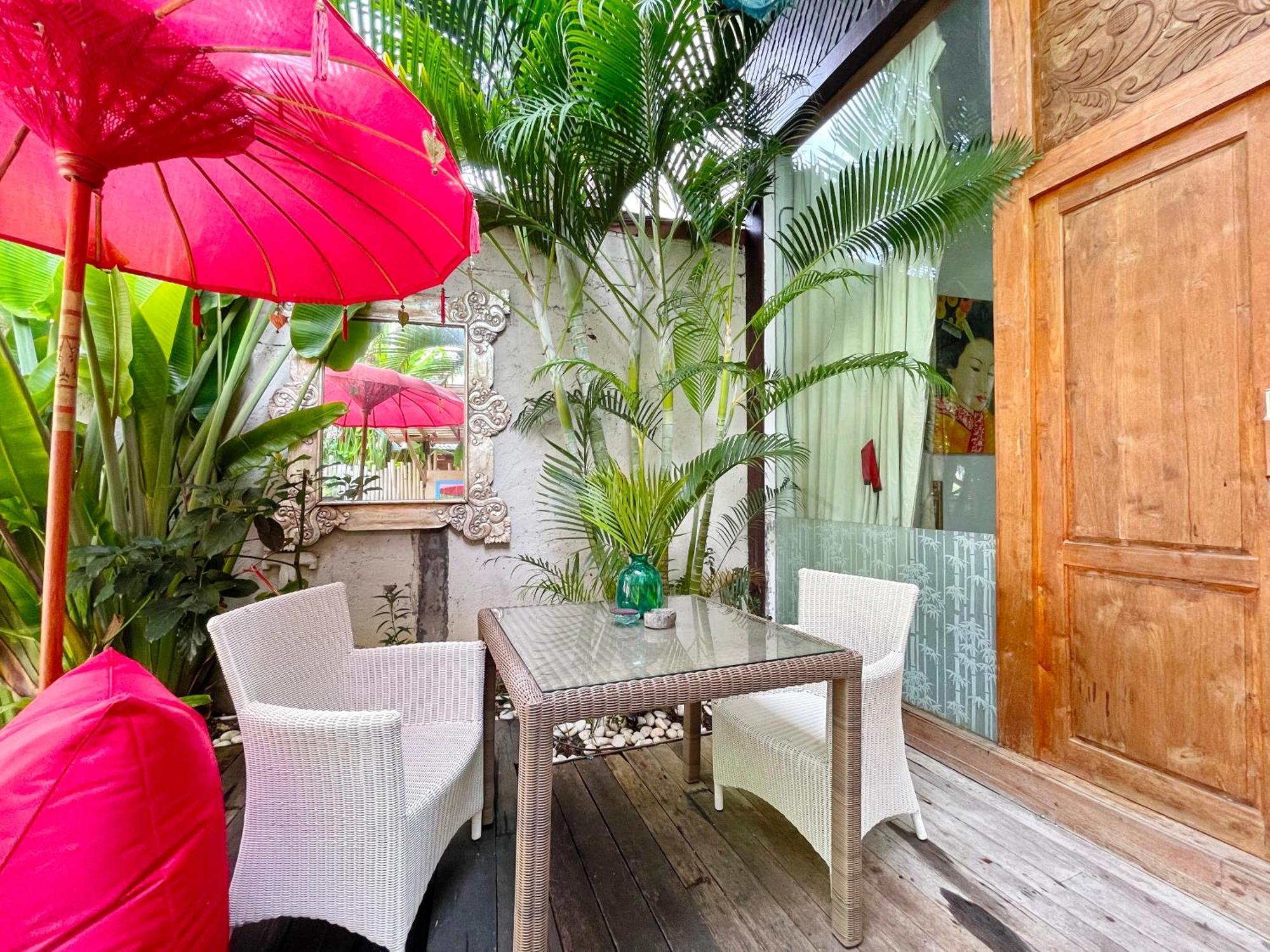 The Secret Jungle Villas Seminyak Exterior photo