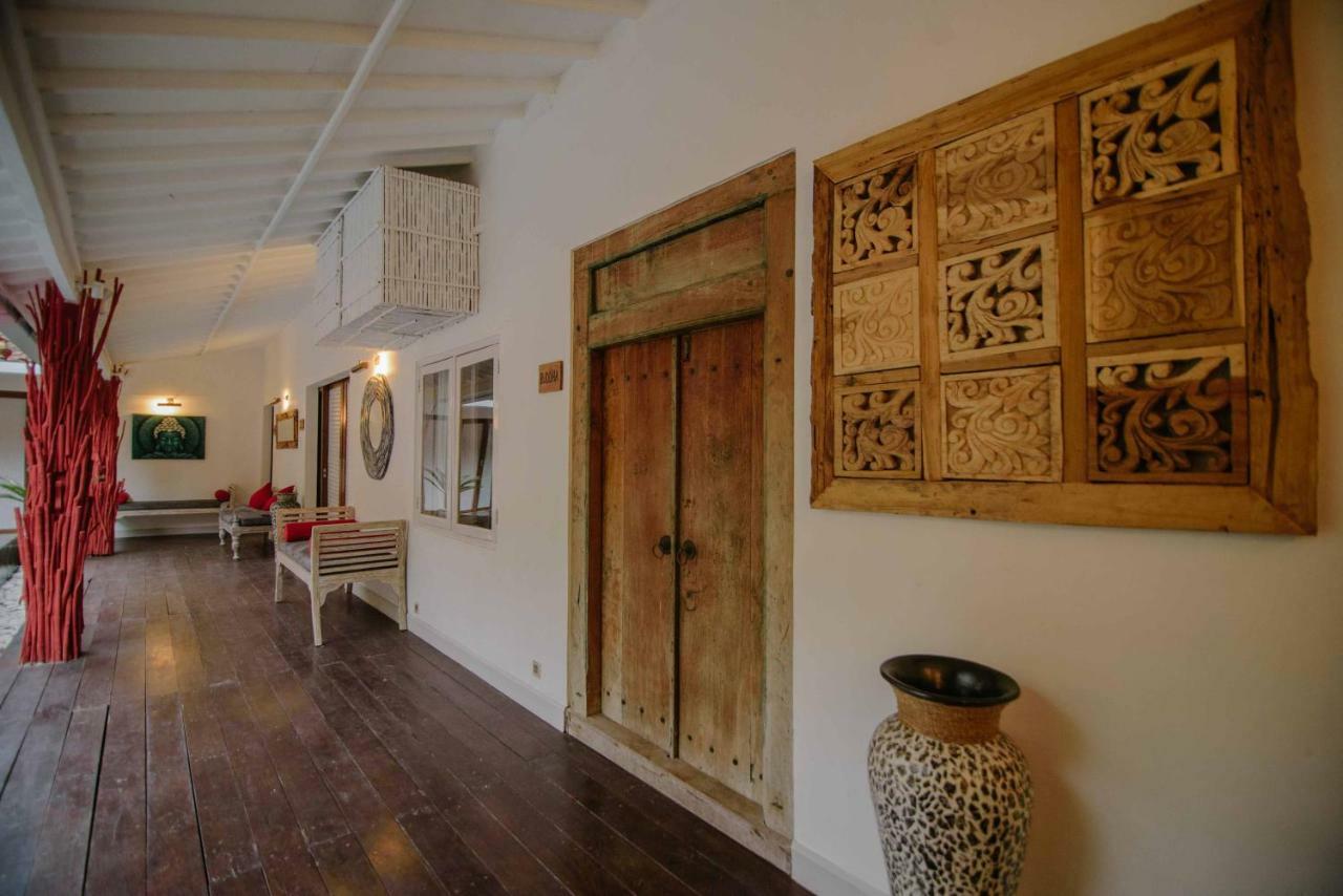 The Secret Jungle Villas Seminyak Exterior photo