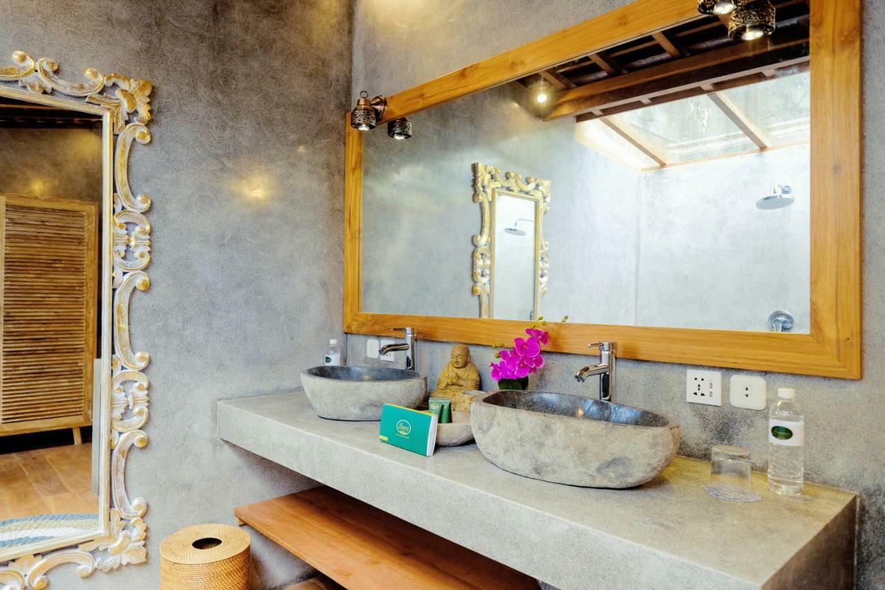 The Secret Jungle Villas Seminyak Exterior photo